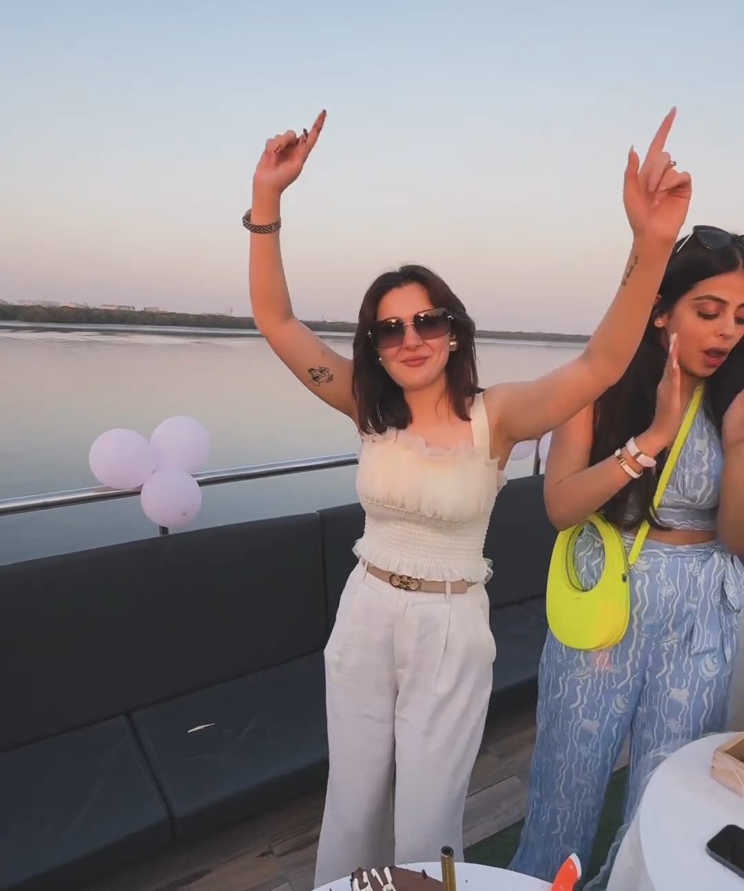 Hania Aamir’s Star Studded Birthday Bash | Reviewit.pk