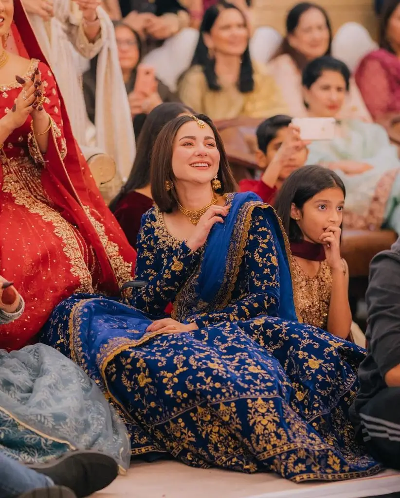 Hania Aamir Looks Like A Vision In Traditional Wear For A Wedding