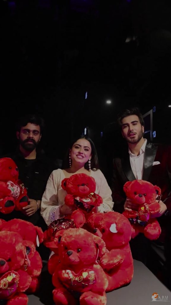 Imran Abbas Celebrates His Film With Stars