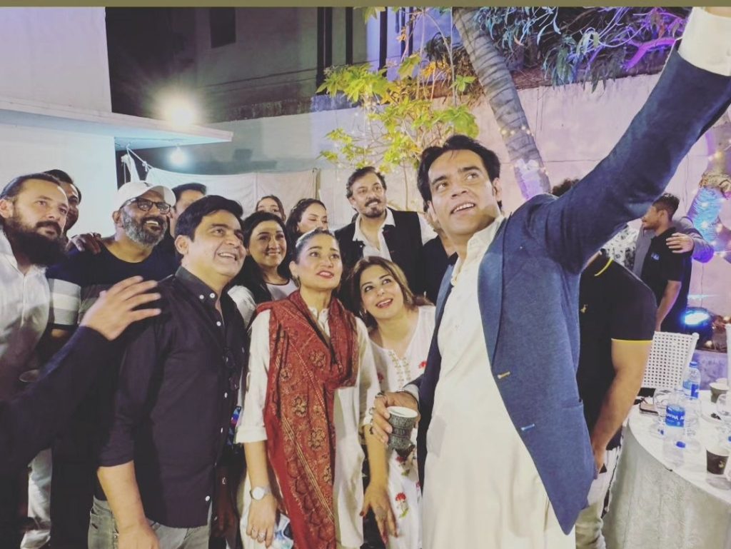 Pictures From Nauman Ijaz's Iftar Dinner To Friends