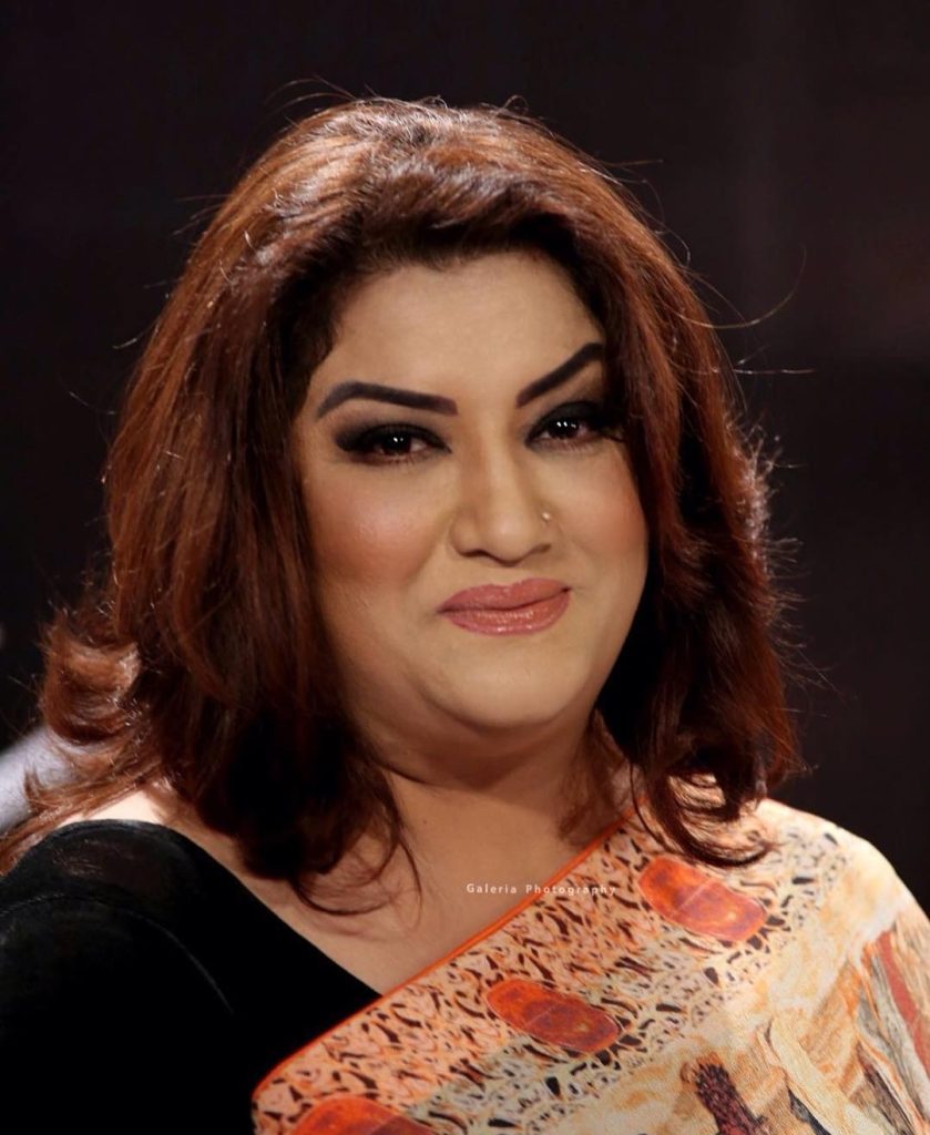 Pakistani Celebrities On Fans' Unreasonable Demands