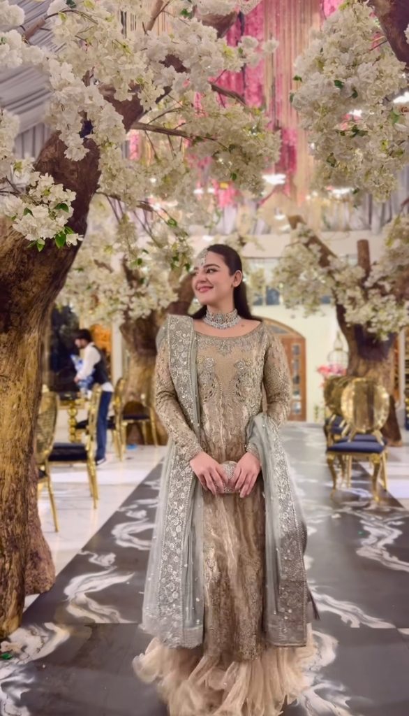 Shazeal Shoukat Shares Pictures & Video From Family Wedding