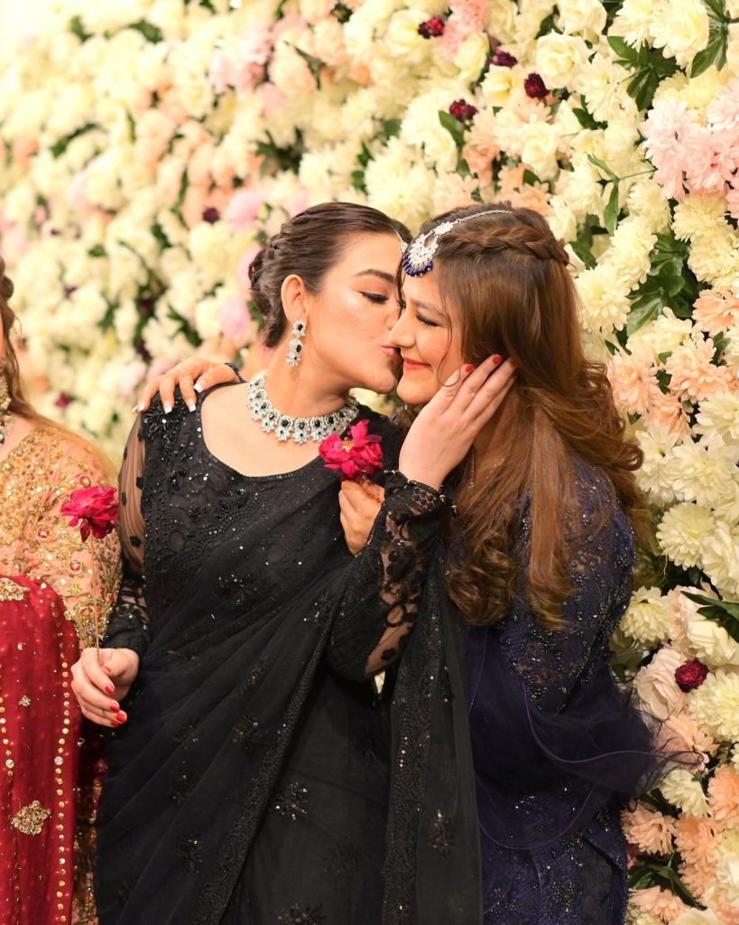 Shazeal Shoukat Shares Pictures & Video From Family Wedding