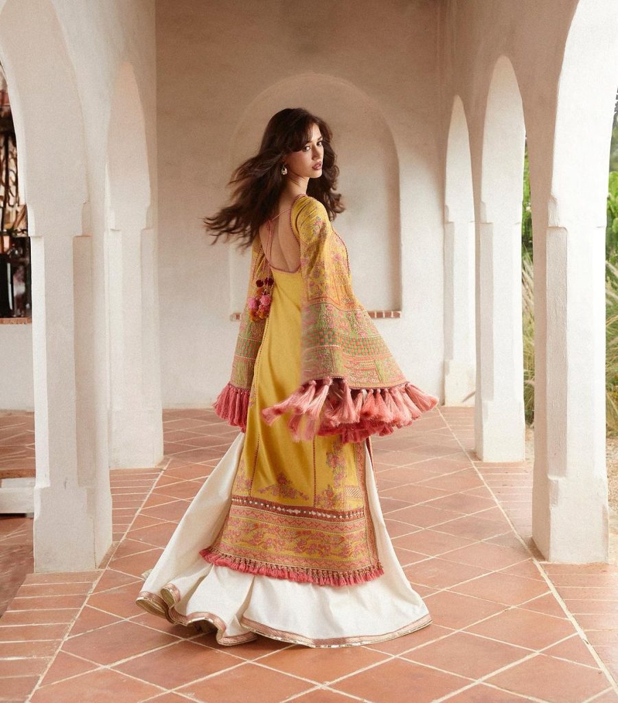 Disha Patani's Ethnic Wear | Saree Look | Trendy Saree Design
