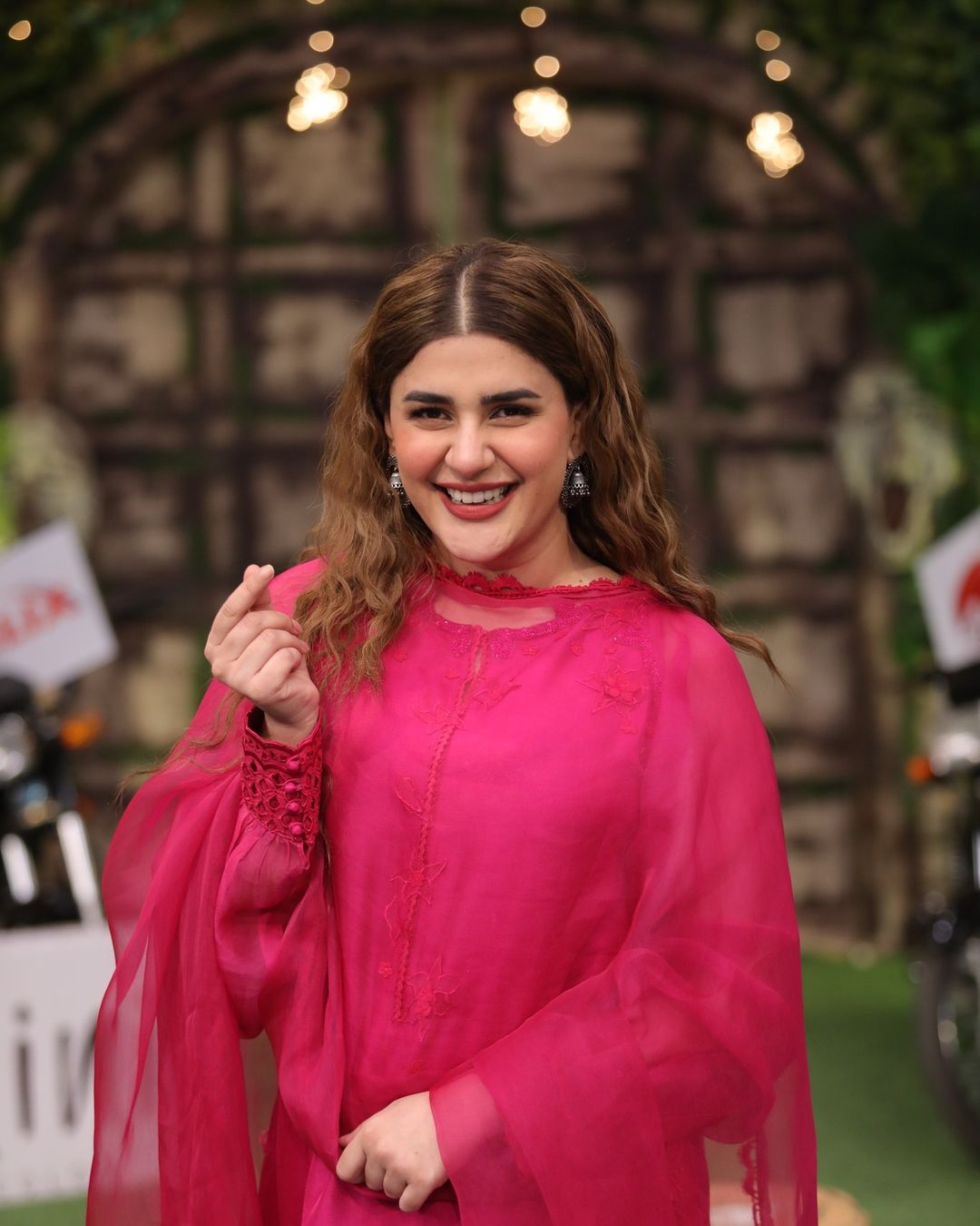 People Love Kubra Khan s Simplicity In Jeeto Pakistan Reviewit pk people-love-kubra-khan-s-simplicity-in-jeeto-pakistan-reviewit-pk