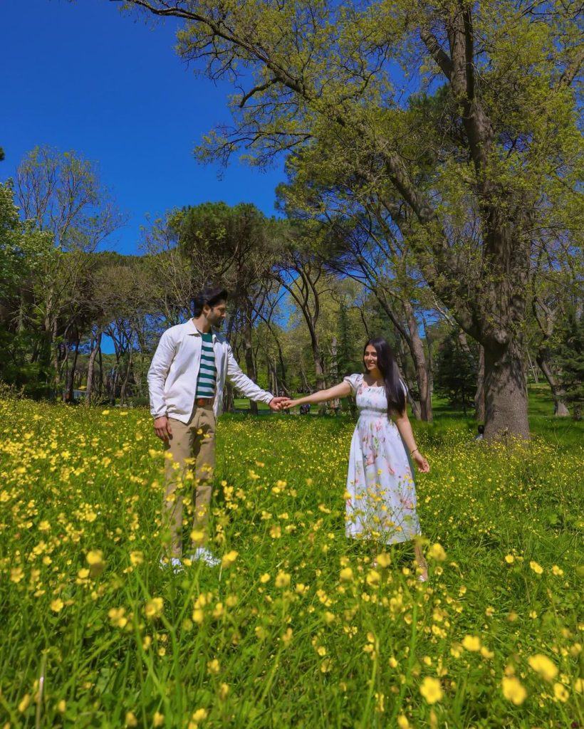 Ayeza Khan-Danish Taimoor Take Family Trip To Tulip Gardens