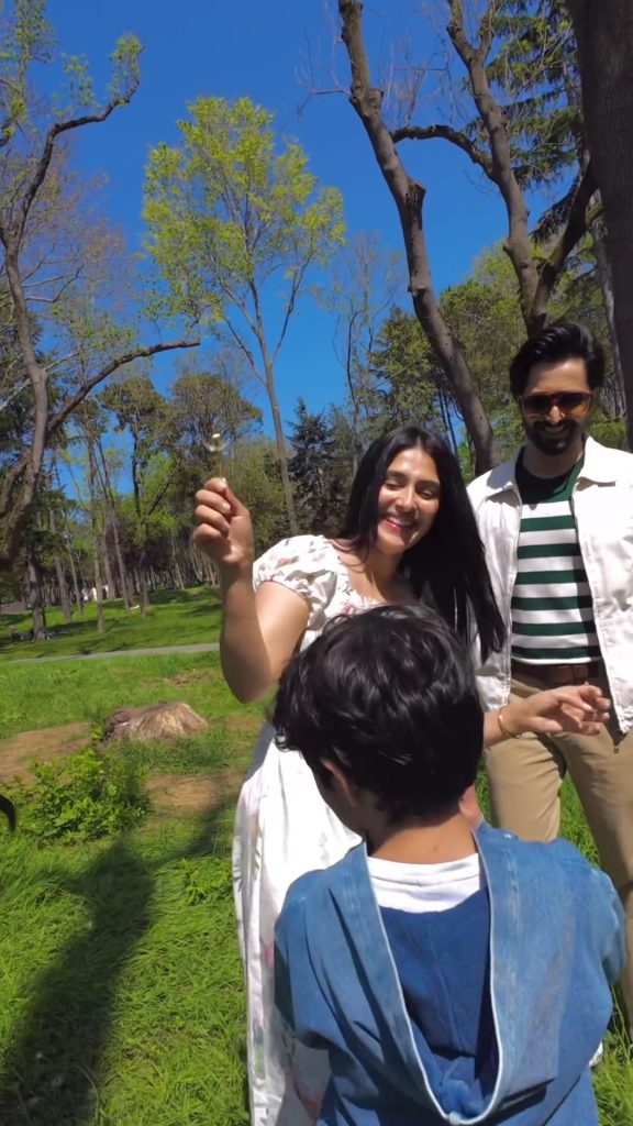 Ayeza Khan-Danish Taimoor Take Family Trip To Tulip Gardens