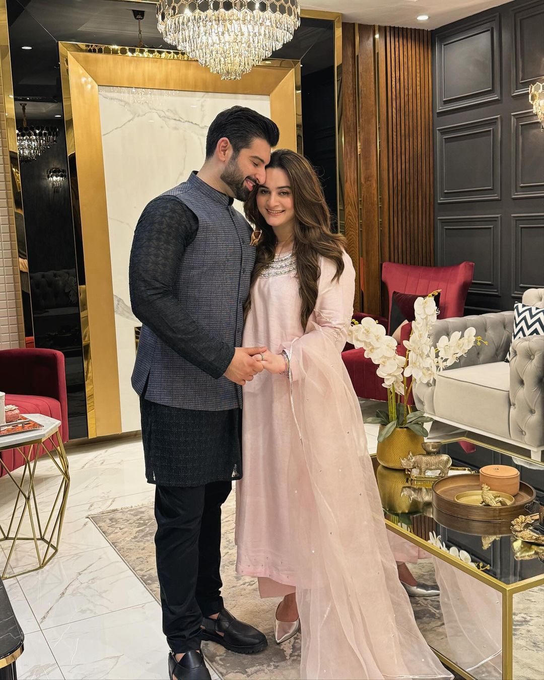 Aiman Khan & Muneeb Butt Pictures From Eid Day 1 | Reviewit.pk