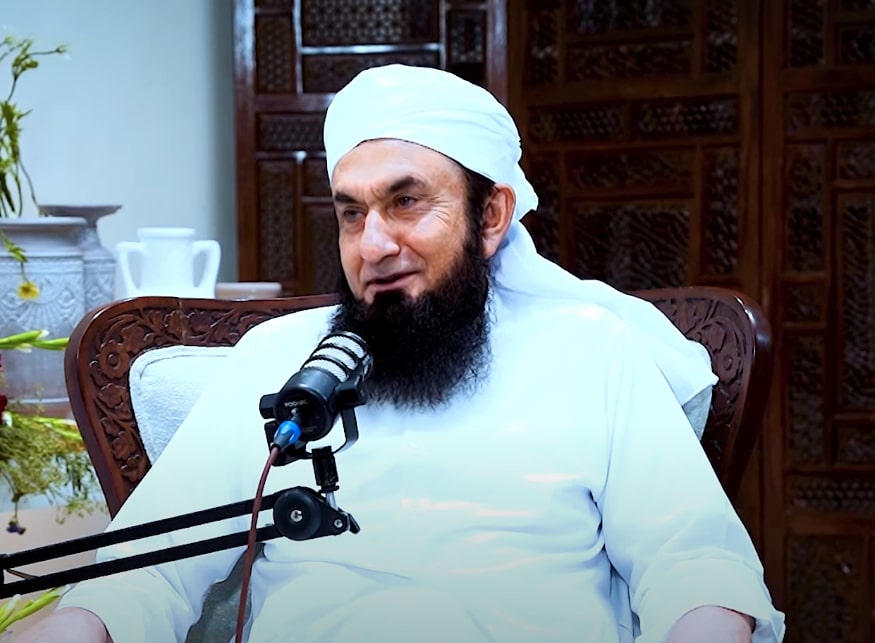 Maulana Tariq Jamil Gets Emotional Remembering Son On Eid
