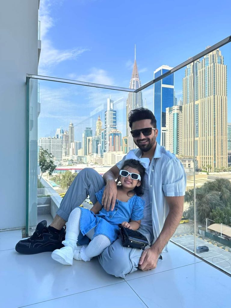 Sarah Khan And Falak Shabir Eid Holidays In Dubai