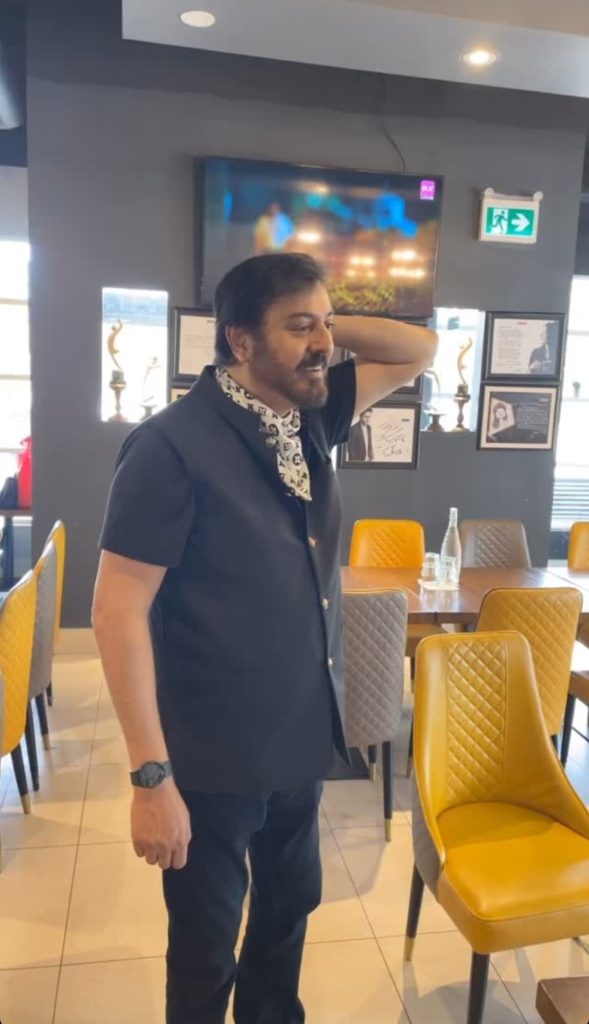 Nauman Ijaz's Latest Pictures From Canada With Wife