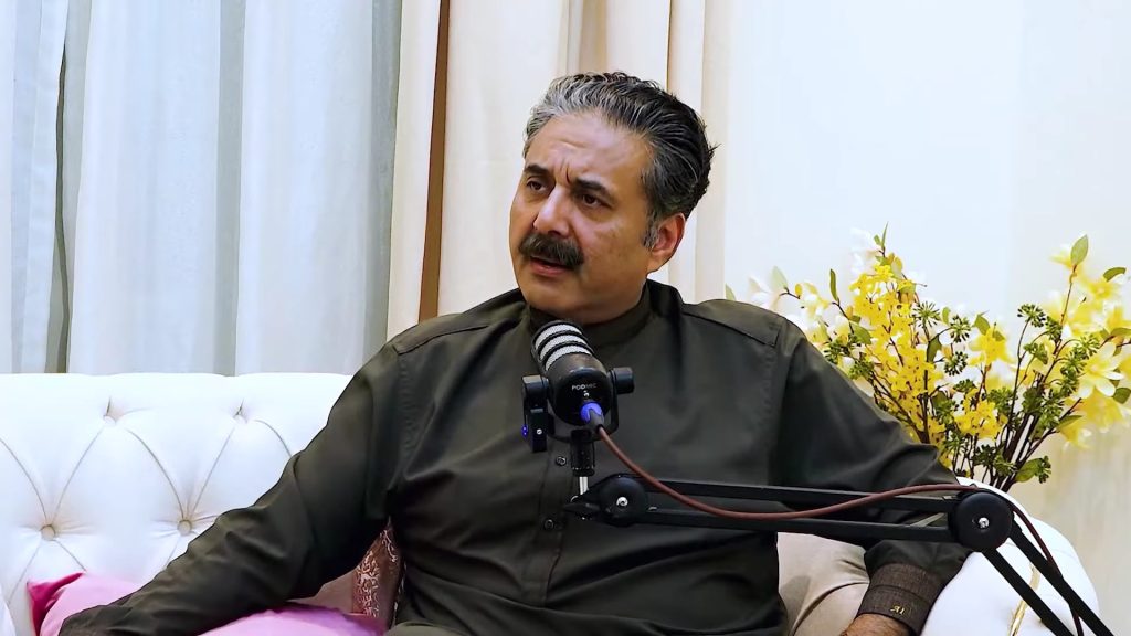 Aftab Iqbal Reveals All His Channels Salaries