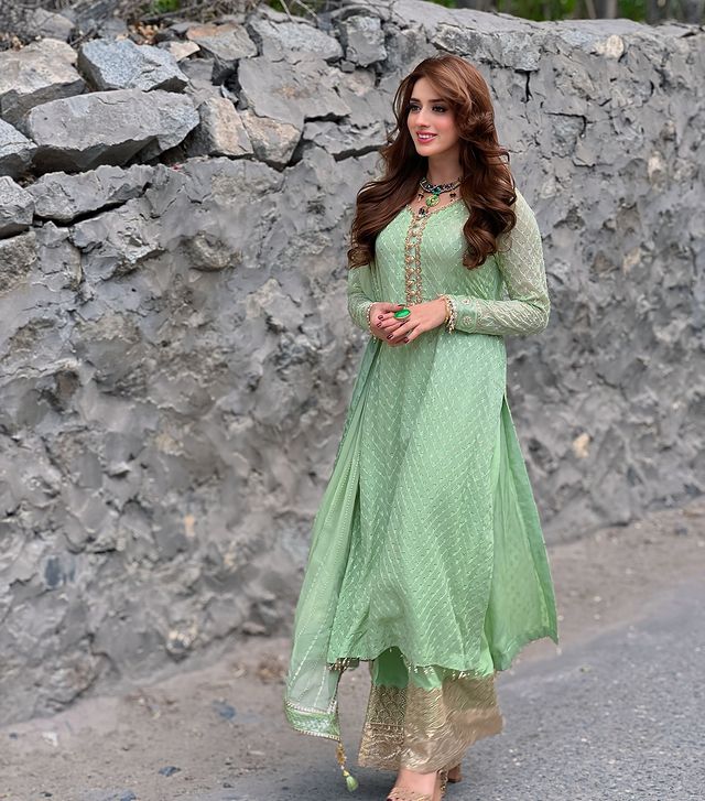 Jannat Mirza Gorgeous Eid Photoshoot