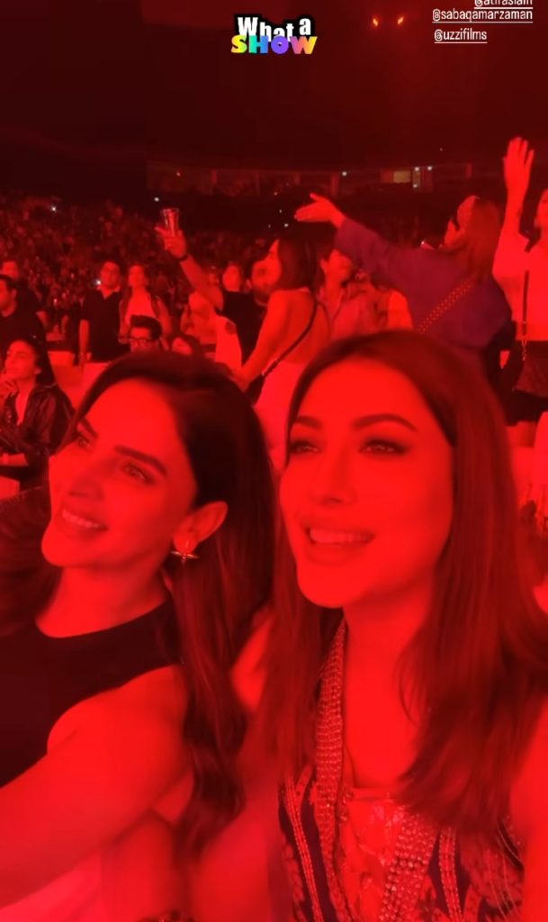 Saba Qamar & Mehwish Hayat Enjoying Atif Aslam's Concert In Abu Dhabi