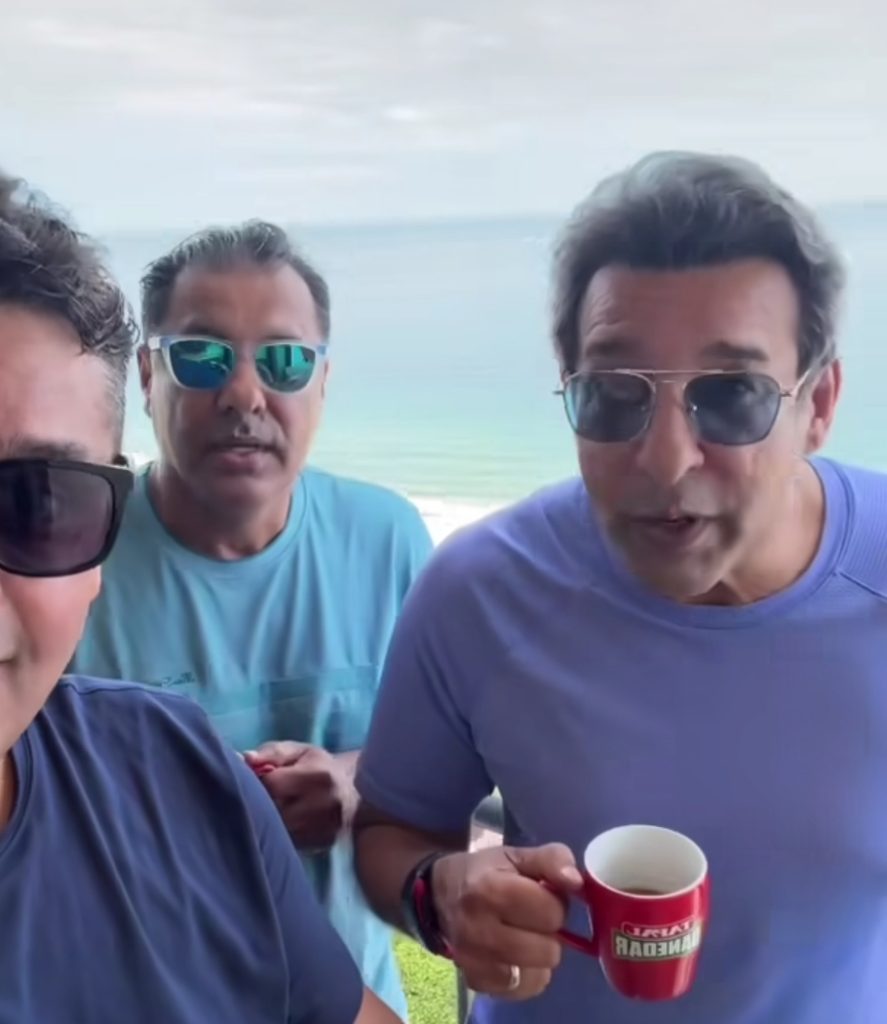 Wasim Akram & Waqar Younis Hilarious Video Featuring Bado Badi Song