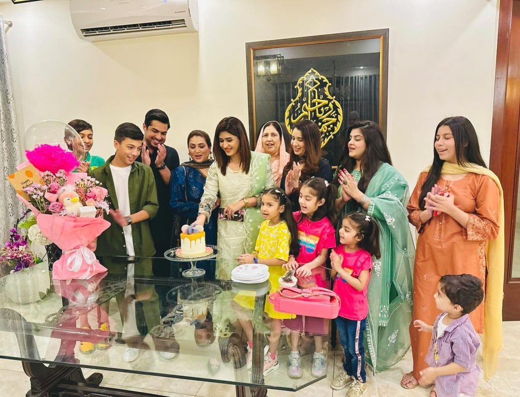 Aroosa Khan Celebrates Birthday With Iqrar ul Hassan's Family
