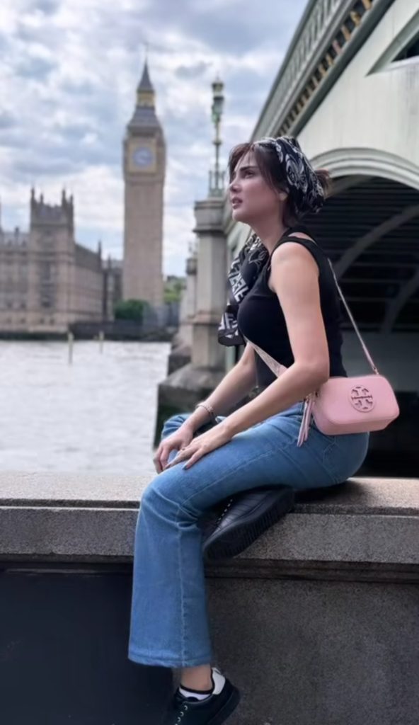 Pictures Of Fiza Ali From London Vacation