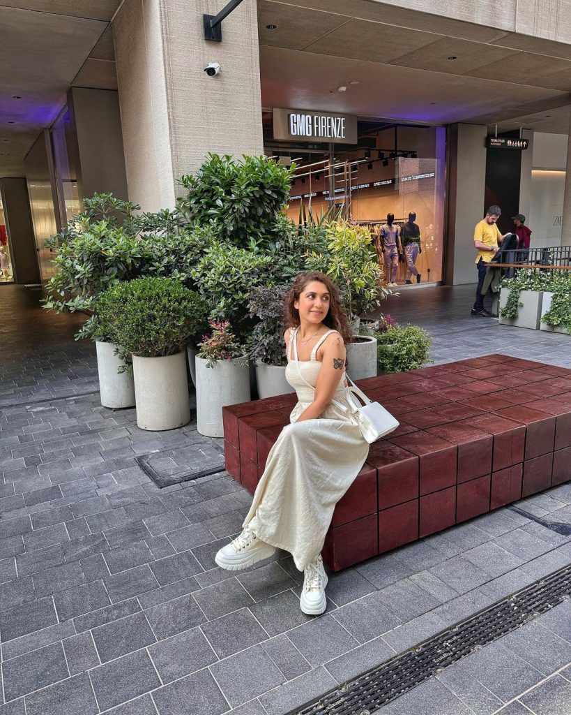 Hira Umer Vacations In Turkey In Style
