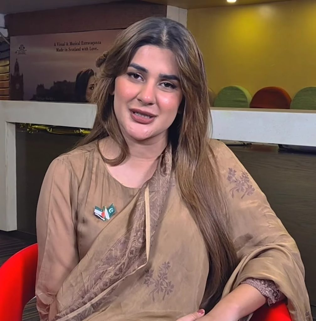 Kubra Khan Reveals Reason For Not Giving Interviews Anymore