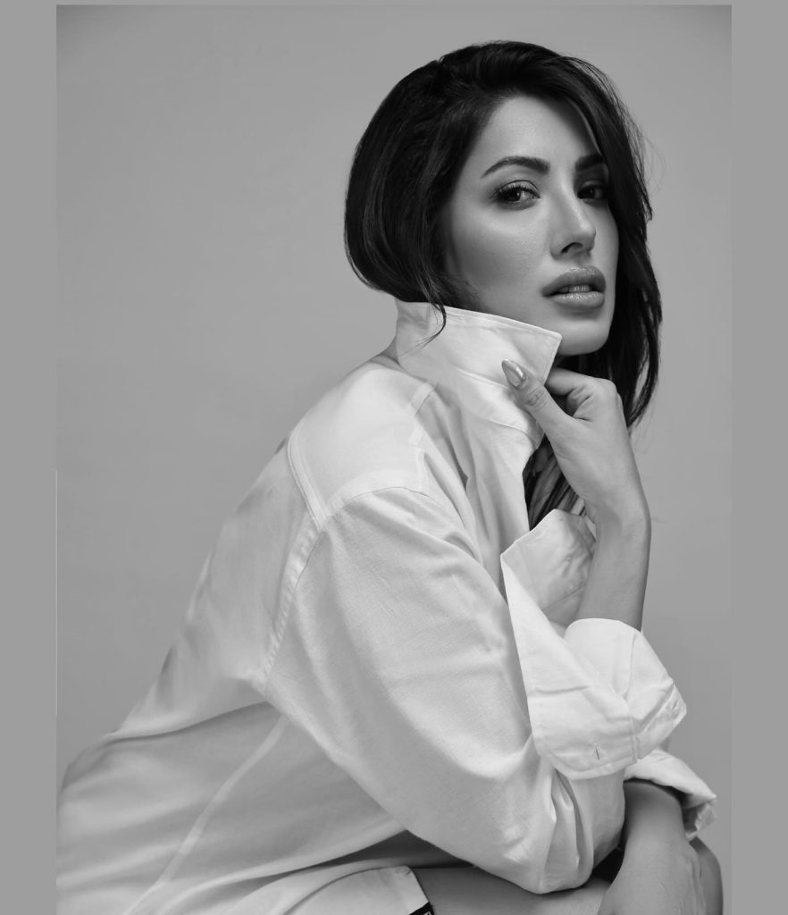 Mehwish Hayat Shares Fun Pictures From Her Vacation