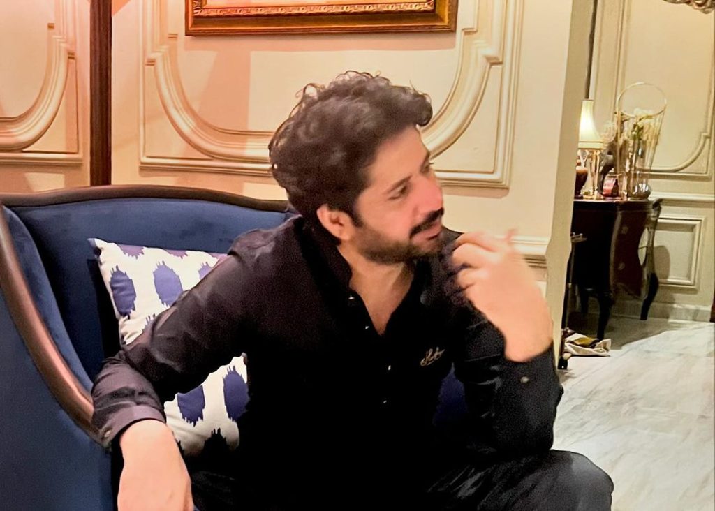 Famous Pakistani Celebrities Spotted At Director Barkat Siddiqui's Dinner