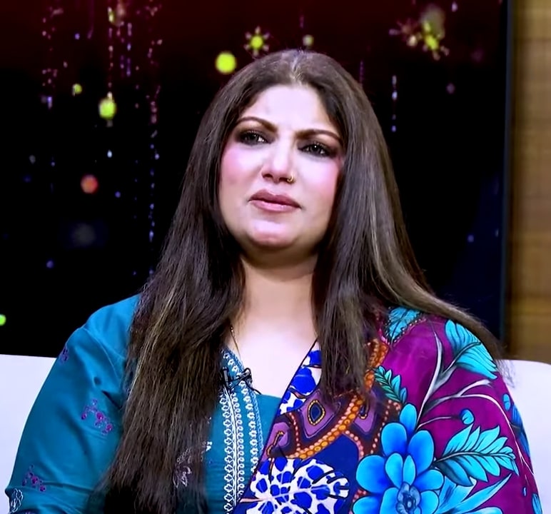 Saira Naseem Gets Emotional Remembering Relatives Behaviour