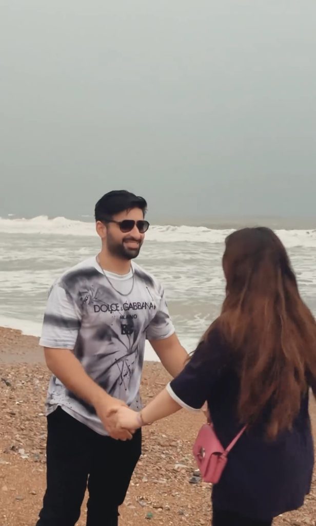 Aiman Khan & Muneeb Butt's Dance Video from Beach