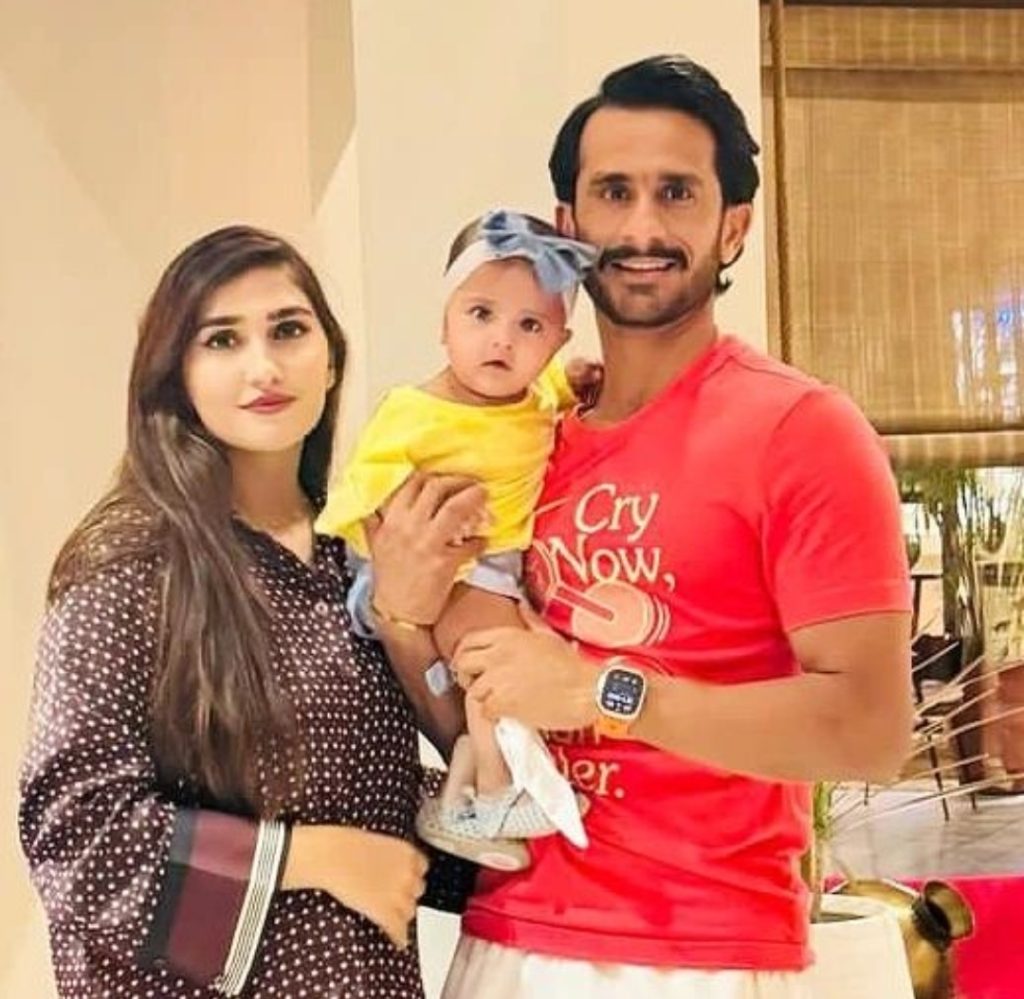 Hassan Ali's New Adorable Pictures With Wife & Daughters