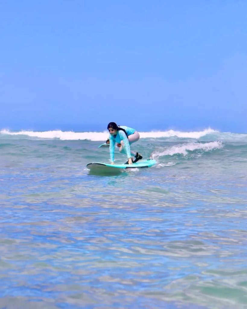 Mawra Hocane’s Surfing Video and Pictures Under Public Scrutiny