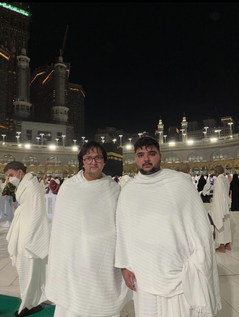 Rabeeca Khan Umrah Pictures with Family