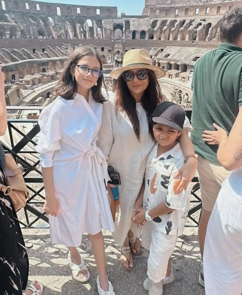 Fahad Mustafa Family Pictures from Their Last Day In Europe