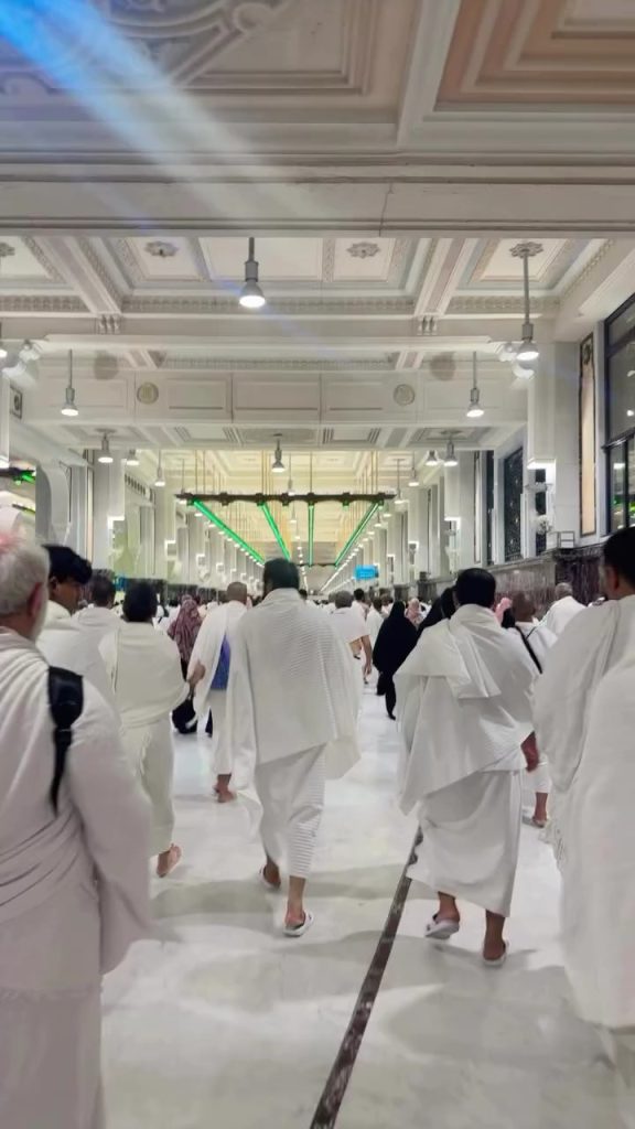 Aima Baig Performs Umrah After Concert In Jeddah