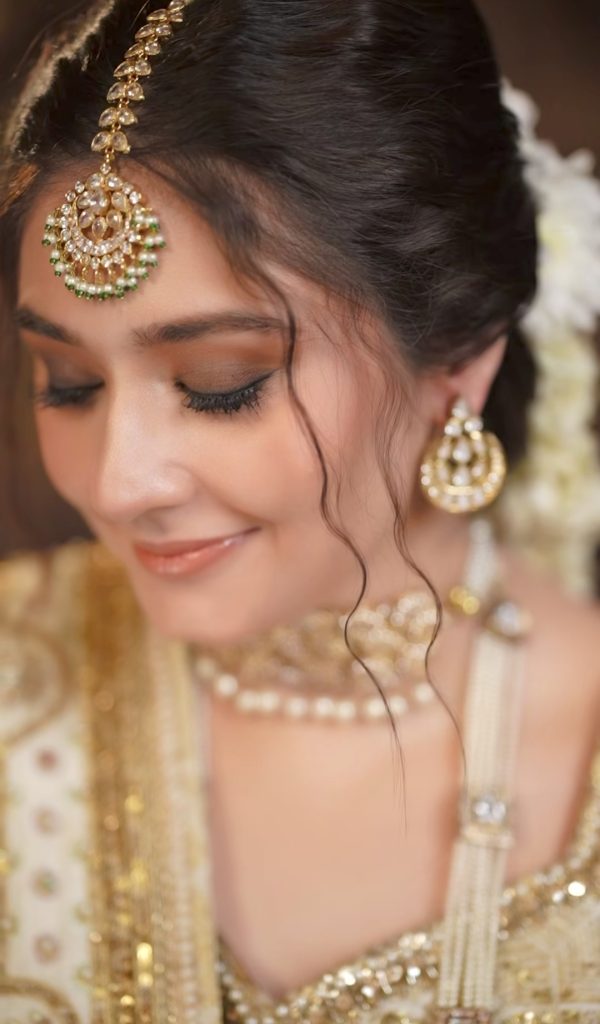 Durefishan Saleem Radiates Elegance in Stunning Bridal Video Shoot