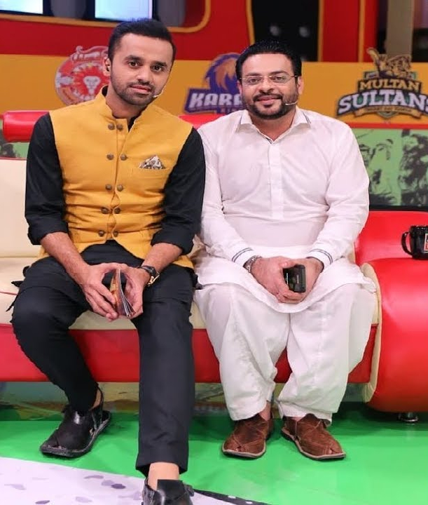 Waseem Badami Gets Emotional Remembering Junaid Jamshed & Aamir Liaquat