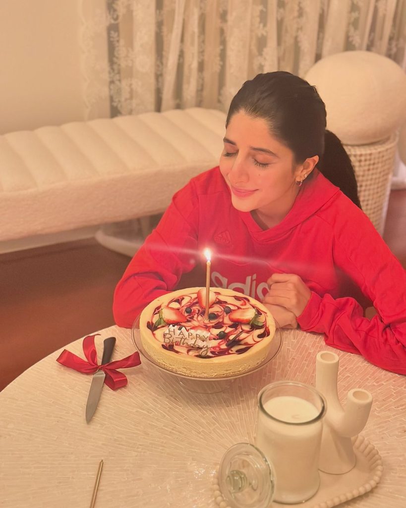 Mawra Hocane Celebrates Her Birthday With Her Family