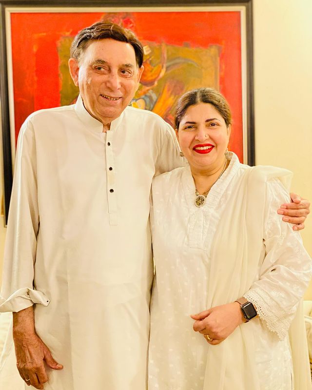 Shagufta Ejaz Celebrates Anniversary With Husband In Hospital