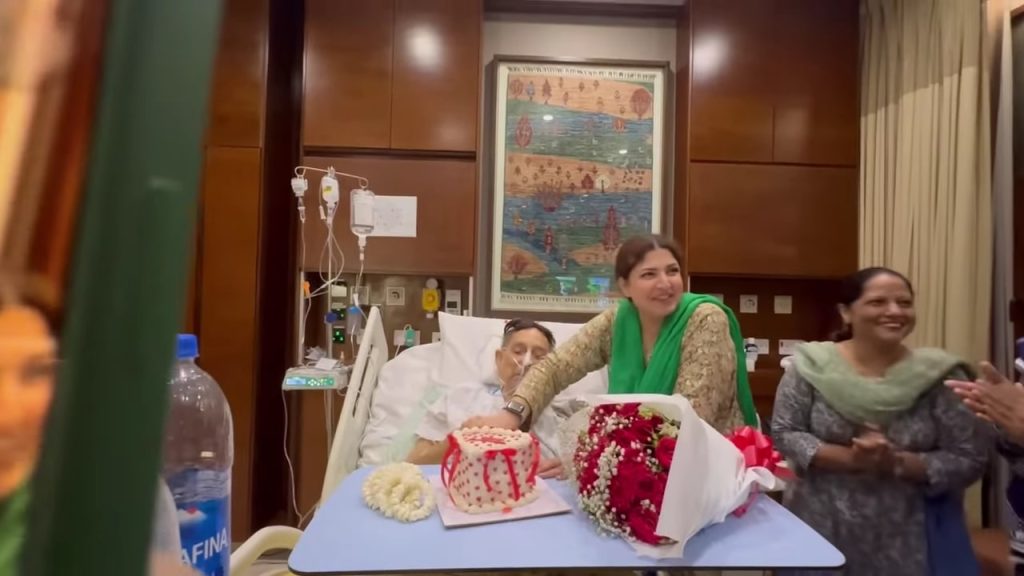 Shagufta Ejaz Celebrates Anniversary With Husband In Hospital