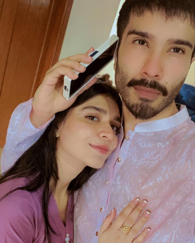 Feroze Khan's Latest Family Pictures