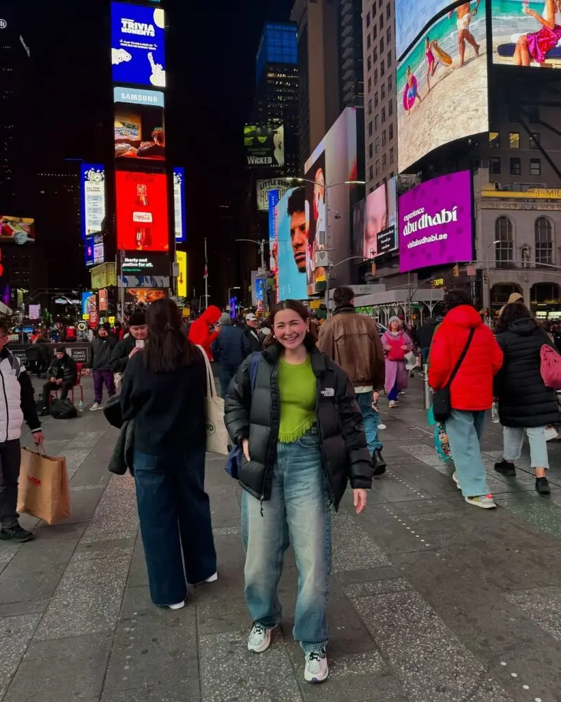 Hania Aamir's New Pictures From NYC