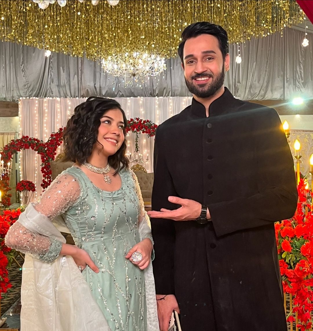 Drama Serial Kaffara Fame Reham Rafiq Real Life Pictures | Reviewit.pk