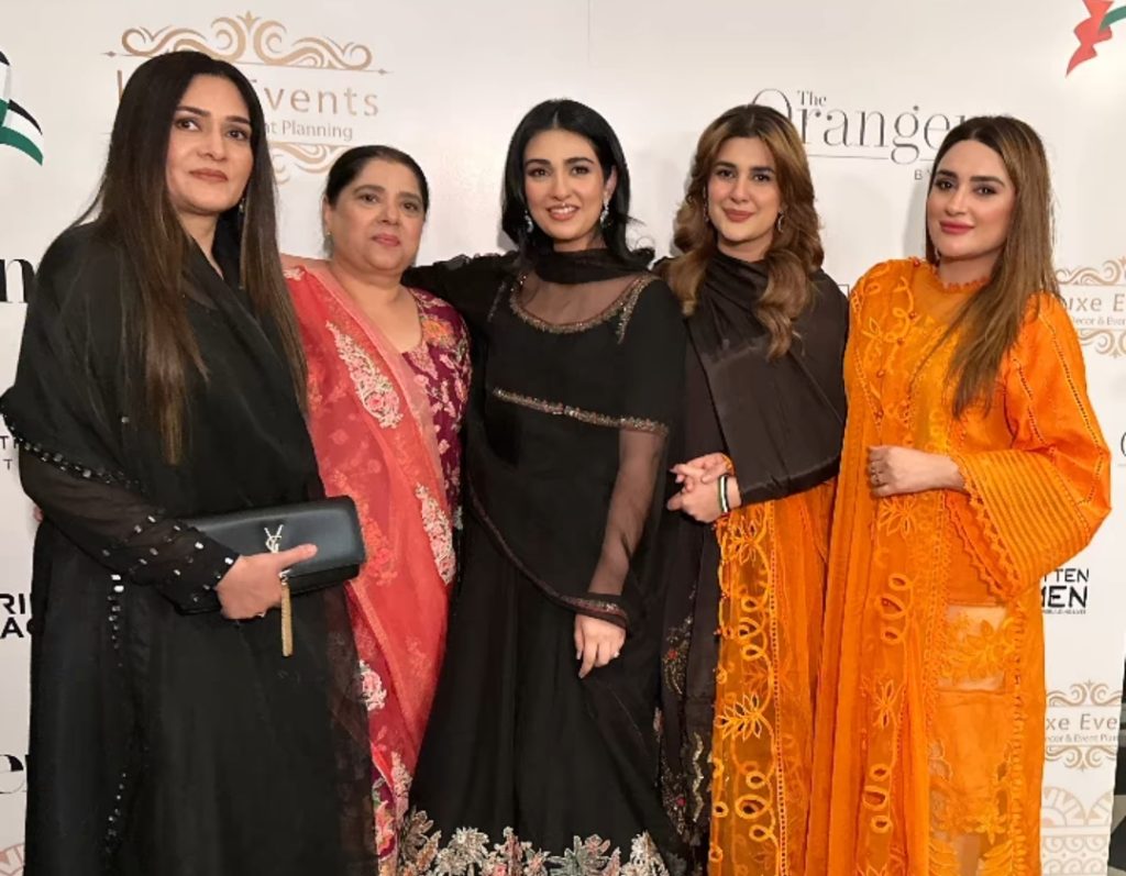 Kubra Khan Mother & Sister About Her Success