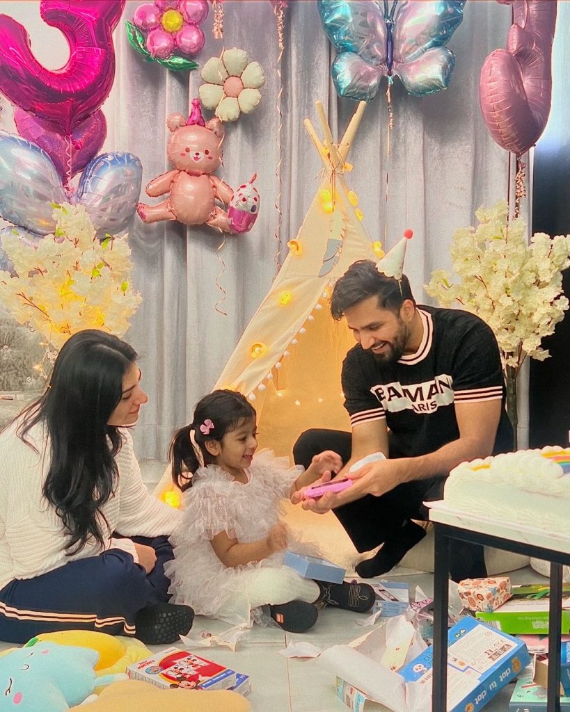 Sarah Khan Celebrates Daughter Alyana Falak's Birthday