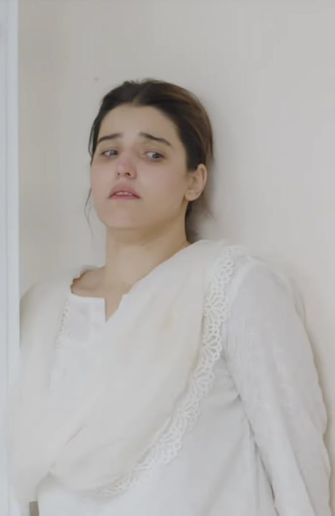 Bismil Episode 18 - Hareem Farooq Impresses As Masooma