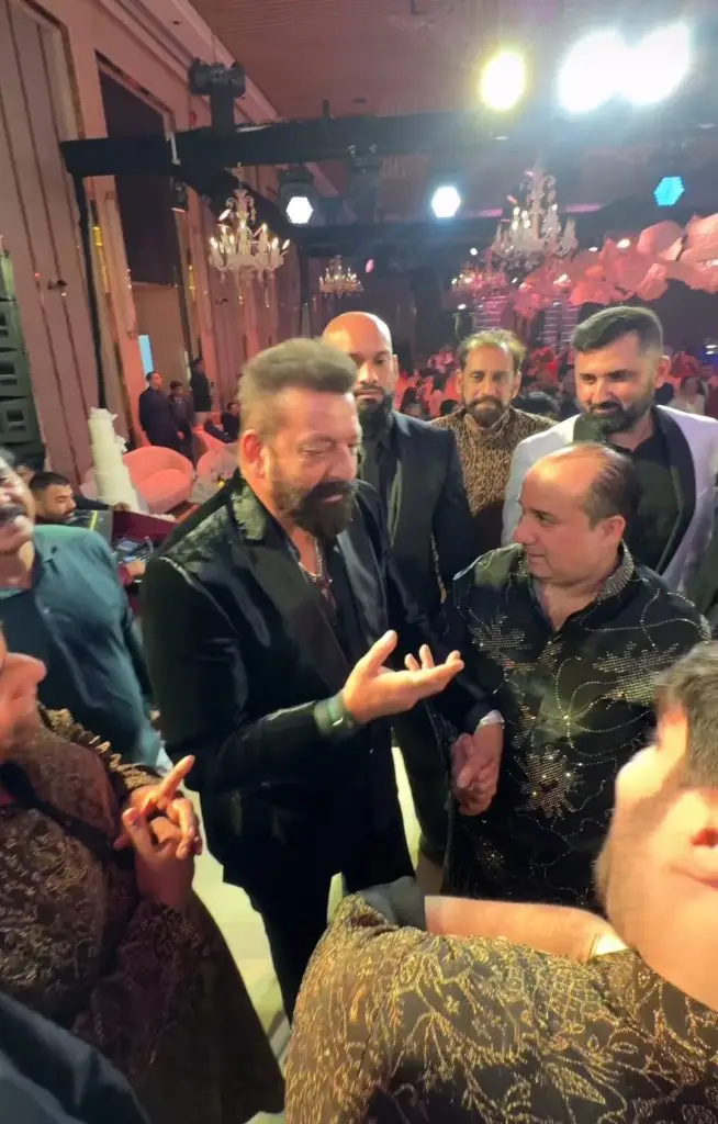 Rahat Fateh Ali Khan's Warm Interaction with Sanjay Dutt