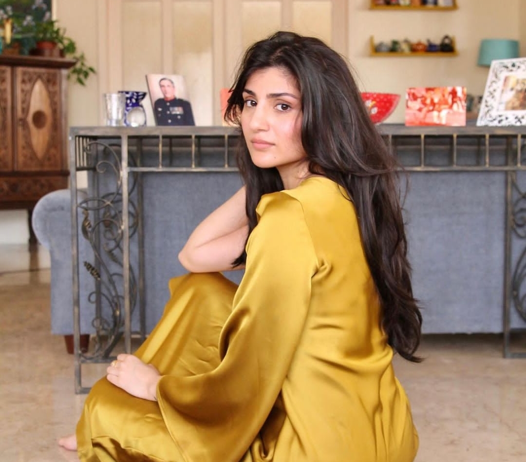 sheheryar-munawar-getting-married-soon-details-reviewit-pk