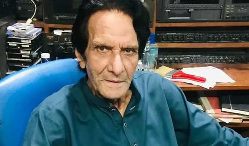 Pakistani Celebrities Who Passed Away In 2024