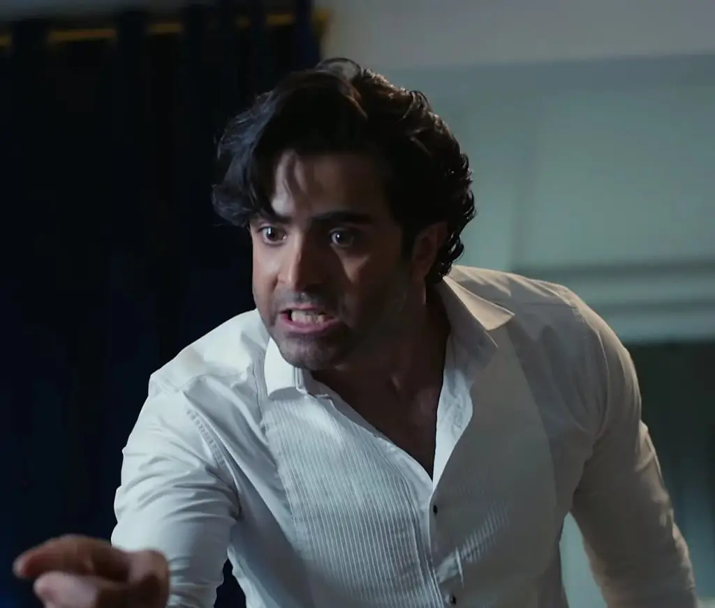 Aye Ishq e Junoon Episode 5 - Sheheryar Munawar Gets Praise