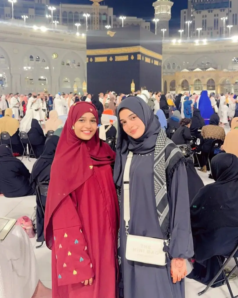 Laiba Khan's Umrah Dinner with Family