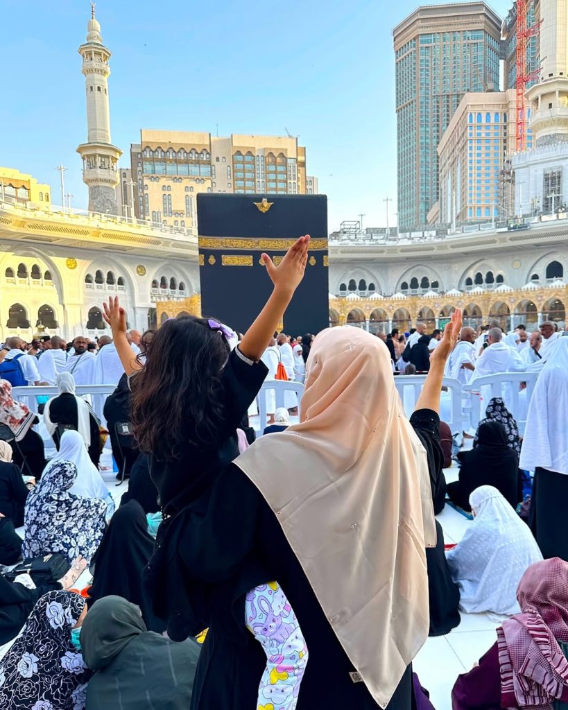 Natasha Lakhani Shares Beautiful Umrah Pictures