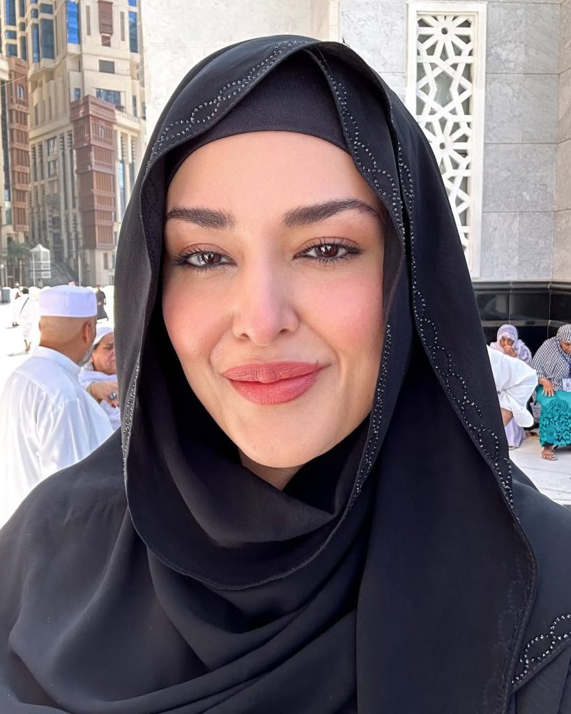 Natasha Lakhani Shares Beautiful Umrah Pictures